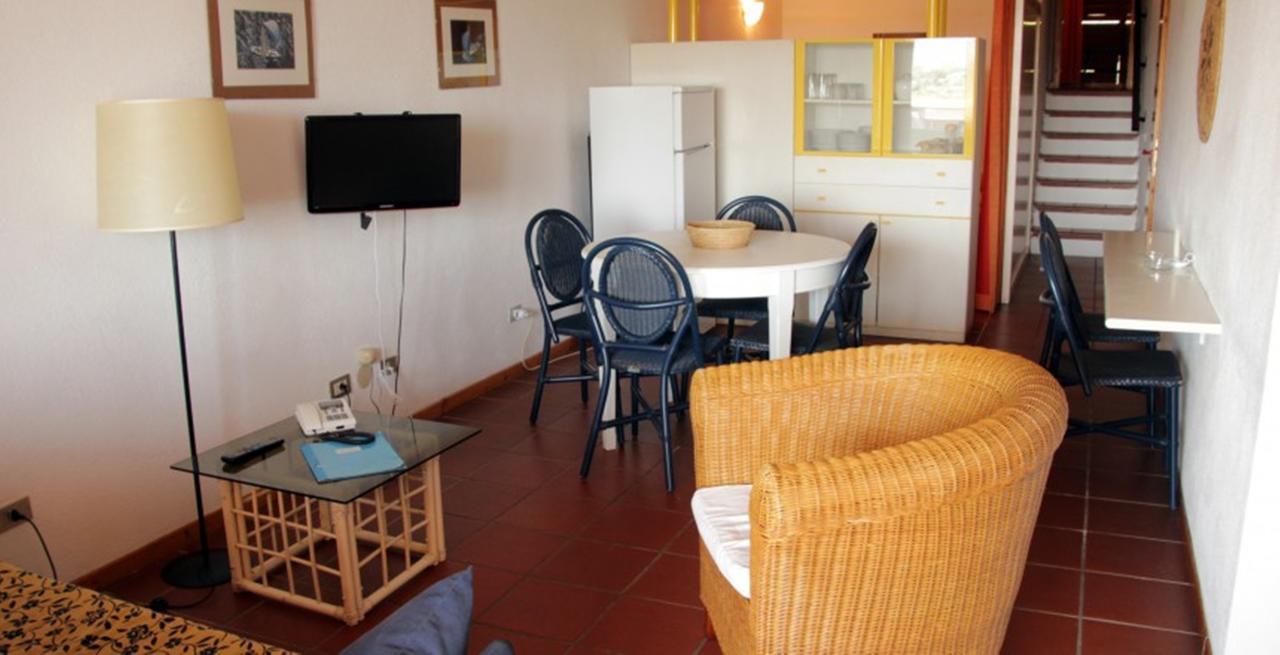 Residence Portolaconia Appartamenti Cannigione Oda fotoğraf